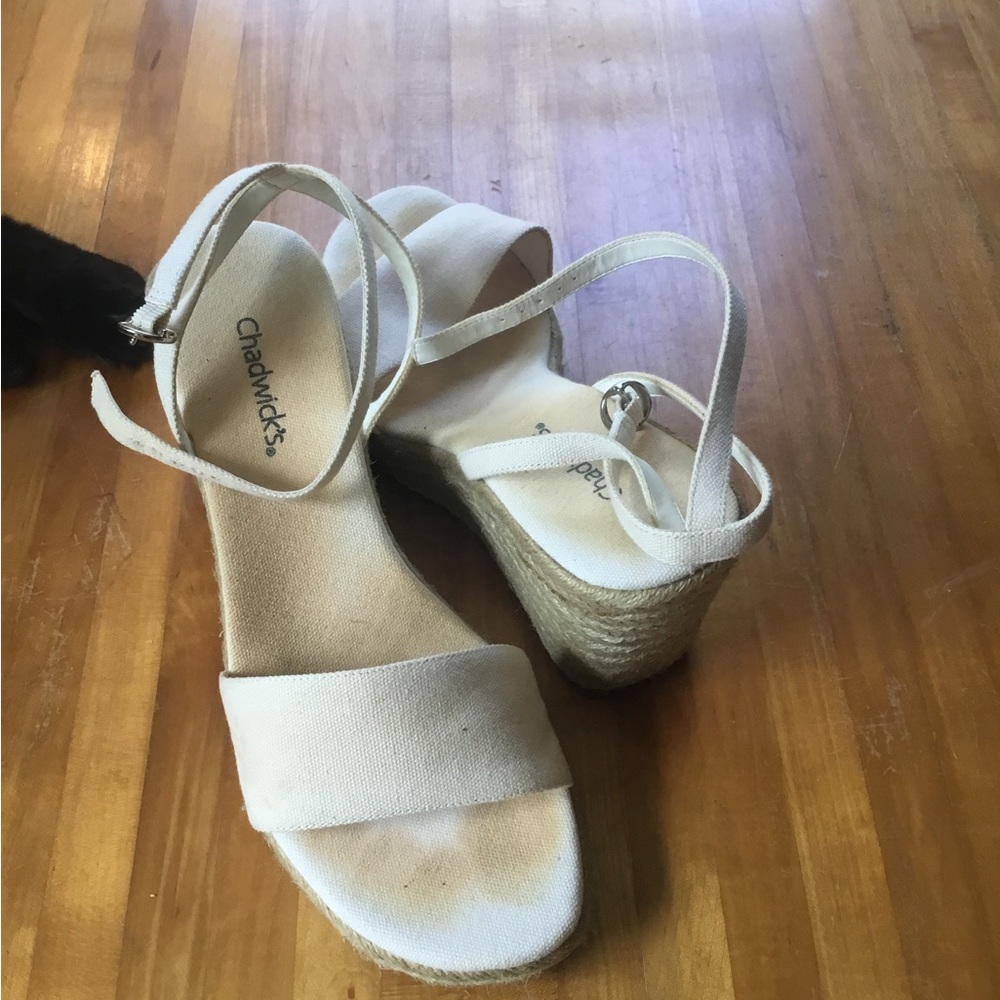 Chadwicks espadrilles, size 9, off white